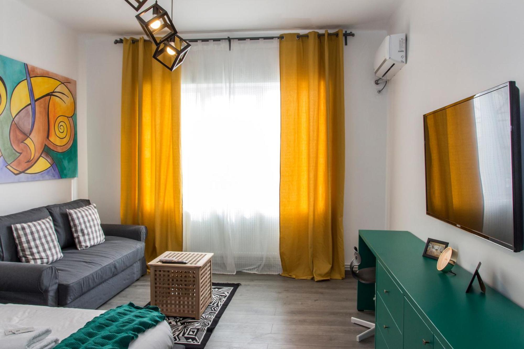 Old Town Premium By Mrg Bucureşti